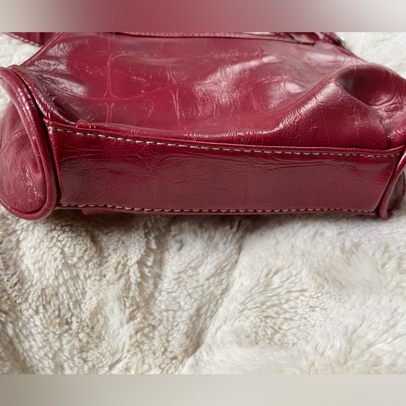Strada glossy red burgundy crossbody purse cute size and color -adjustable strap - Picture 5 of 8